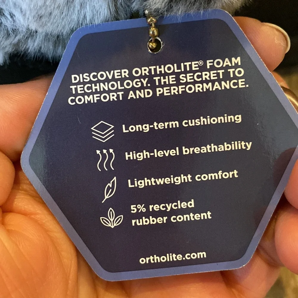 New! Skechers GoWalk Boots - Picture 4 of 6